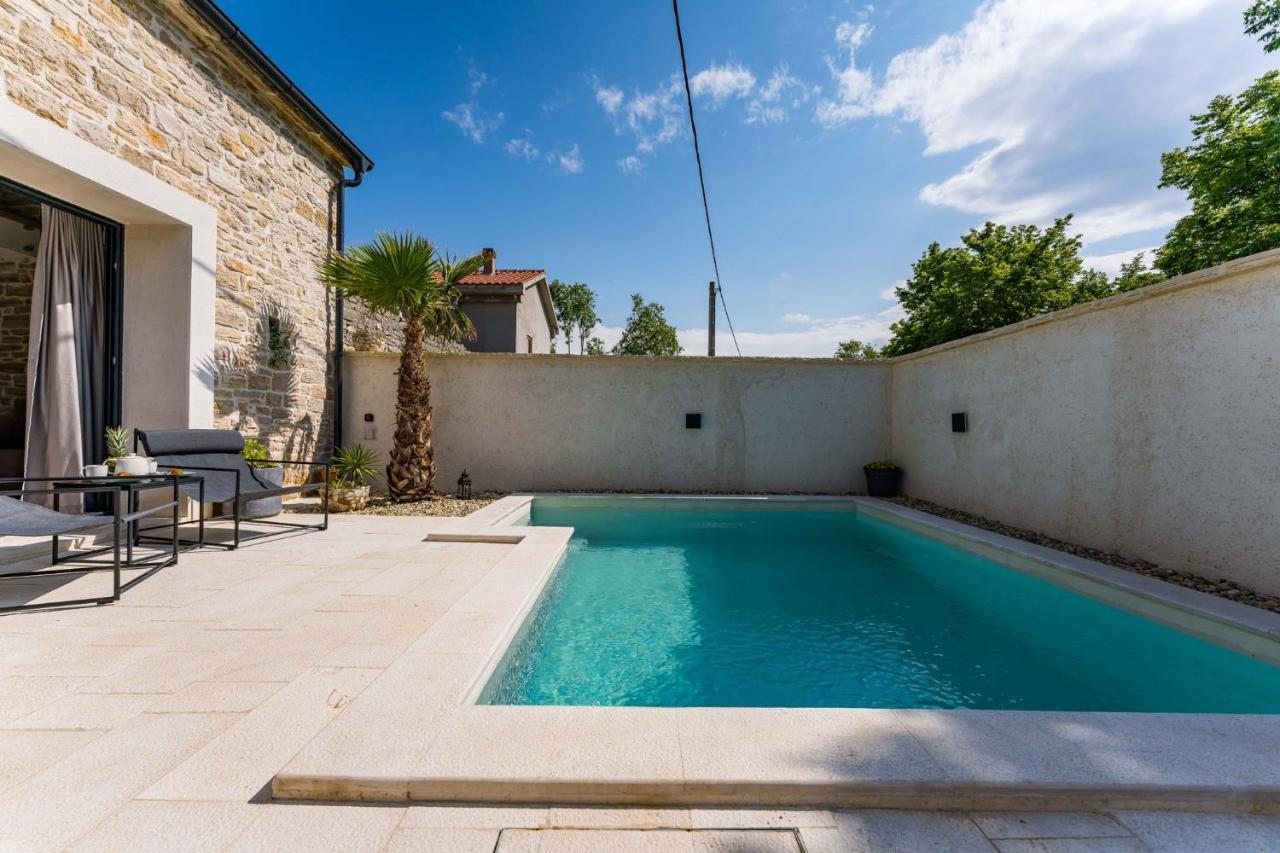 Pridraga Stone House With Pool Poeta 빌라 외부 사진